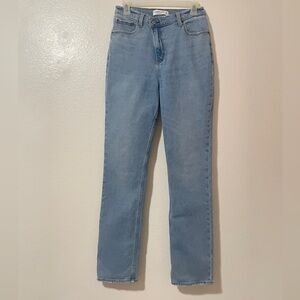 Abercrombie & Fitch The 90s Slim Straight Ultra High Rise Jeans